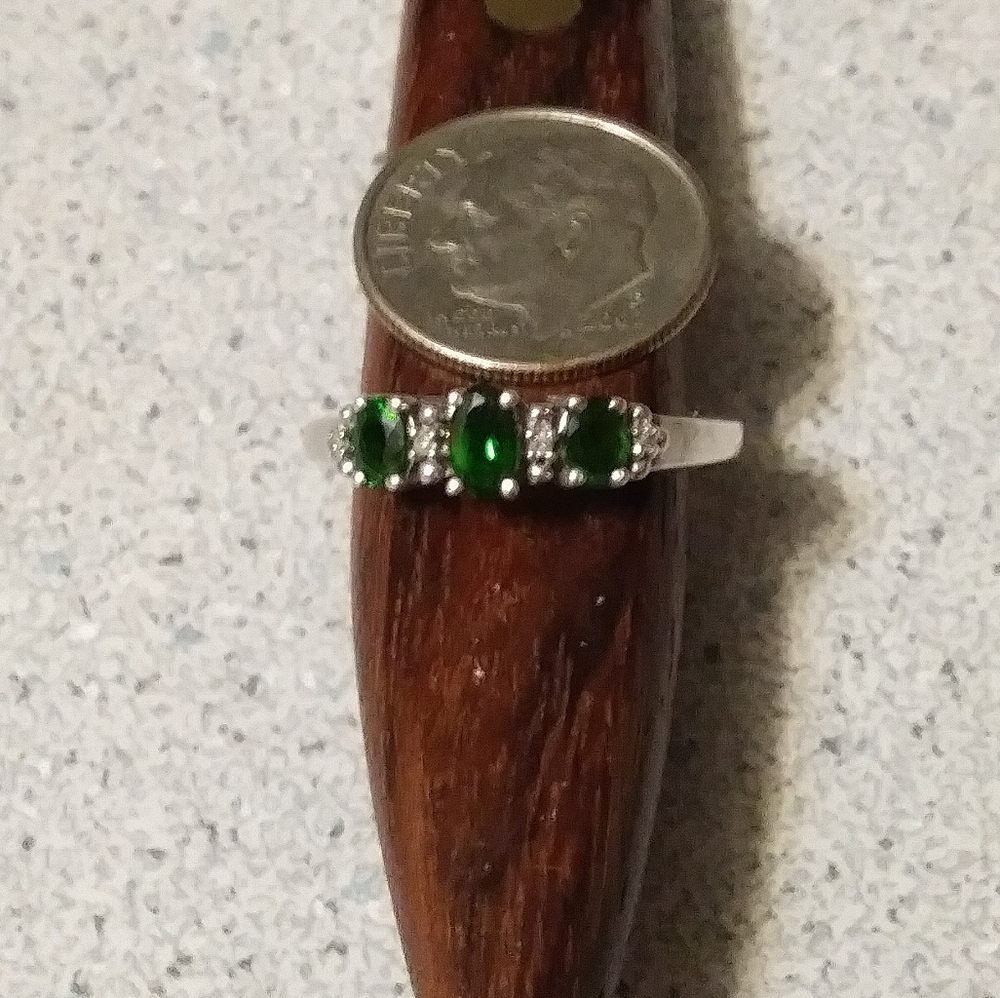 Sterling chrome dioxide ring